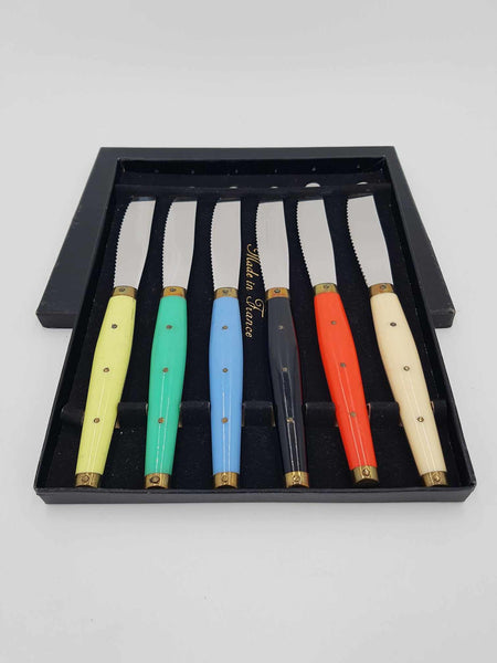 Ensemble de 6 couteaux vintage multicolores en bakélite et inox