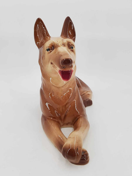 Grand chien en céramique estampillé Saint Clément
