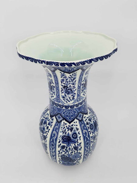 Grand vase en faïence de Delft Royal Sphinx par Boch