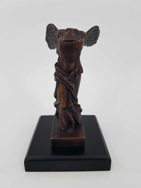 Sculpture en bronze reproduction "La victoire de Samothrace"