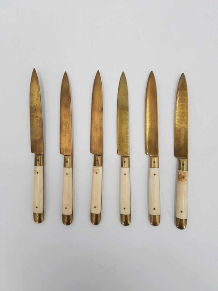 Couteaux et fourchettes à fruits antique en bronze et os