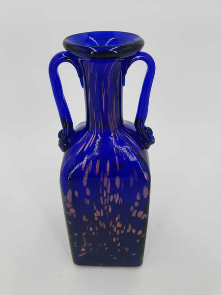 Vase en verre bleu Joska moucheté or rose en forme d'amphore