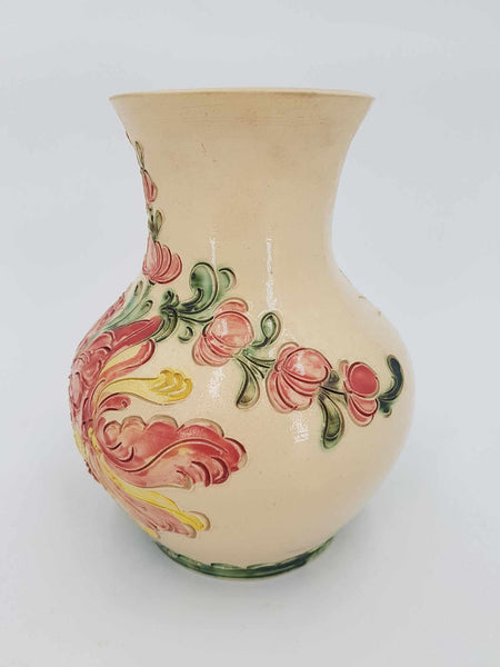 Ancien vase Betschdorf en grès au sel ciselé et décoré par Remmy