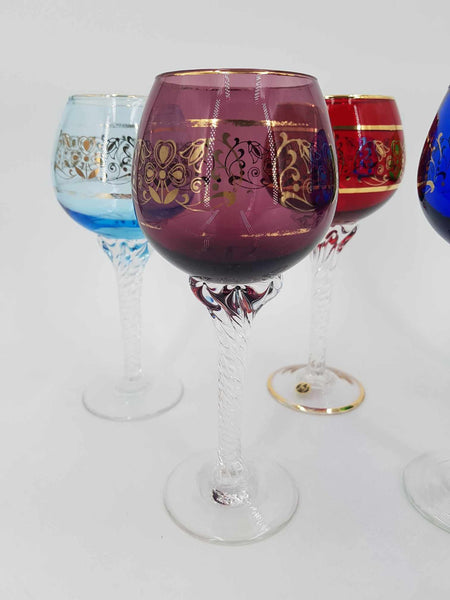 Ensemble de 5 verres à vin colorés Murano avec dorure