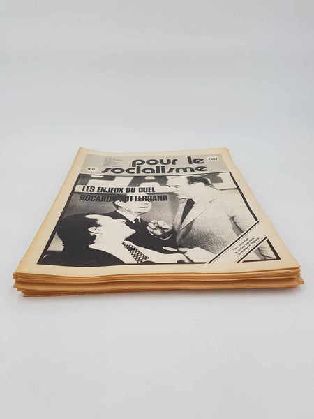 Ensemble de 25 anciens journaux "Pour le socialisme" de Octobre 1980 à Juillet 1981