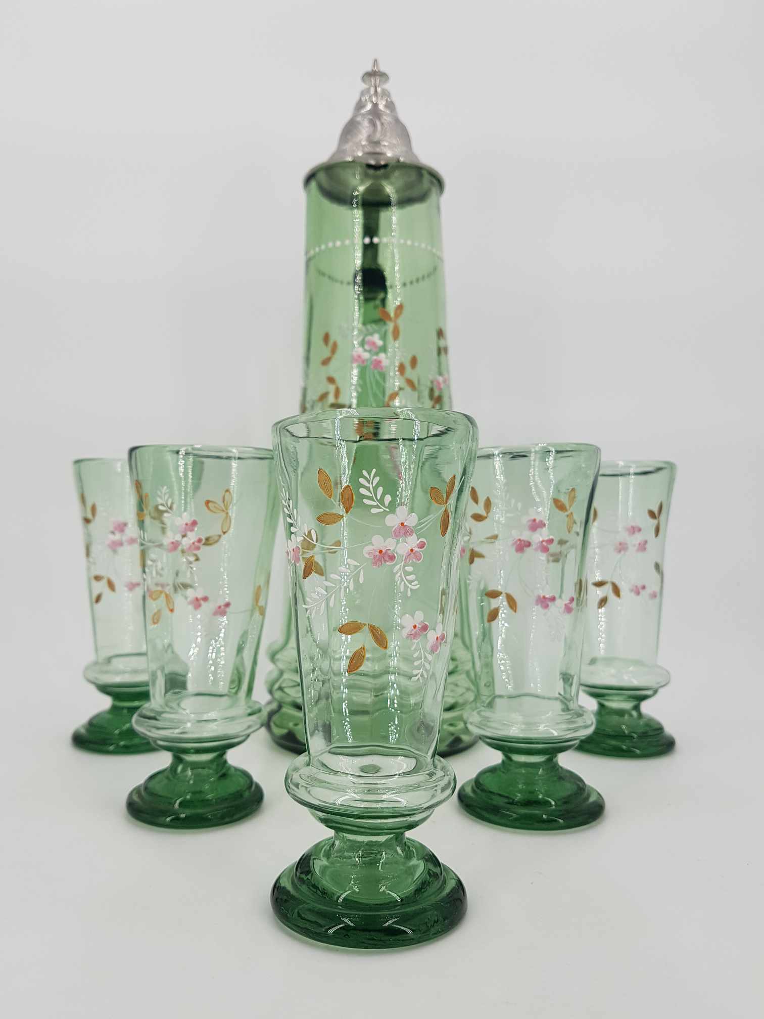 Rare service Art Nouveau Allemand en verre avec présence d'ouraline