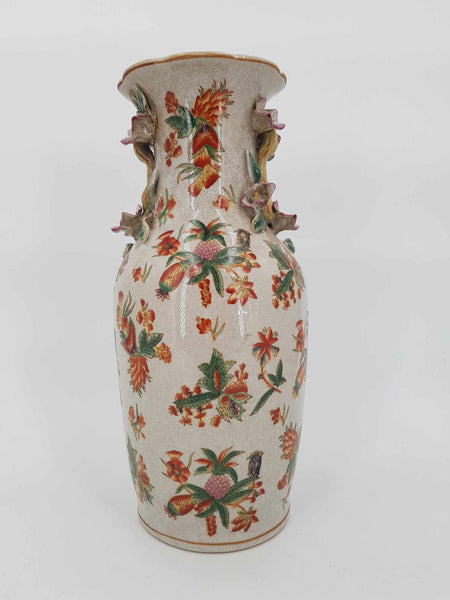 Vase Chinois Art d'Asie en porcelaine au décor de fleurs polychrome (Début du XXe siècle)