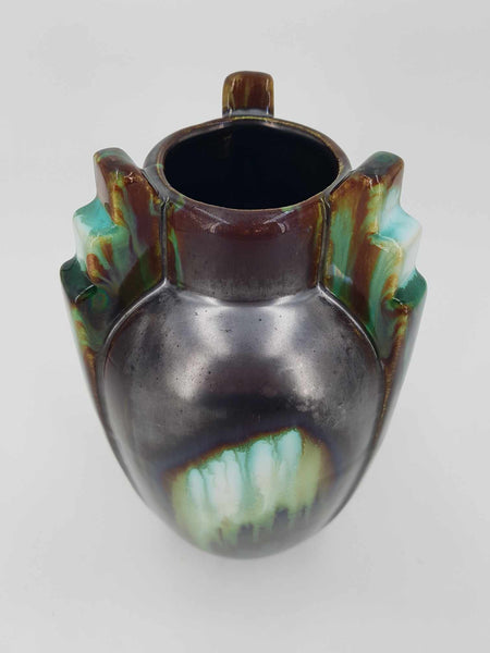 Vase en céramique à glaçure polychrome par la Faïencerie de Thulin en Belgique