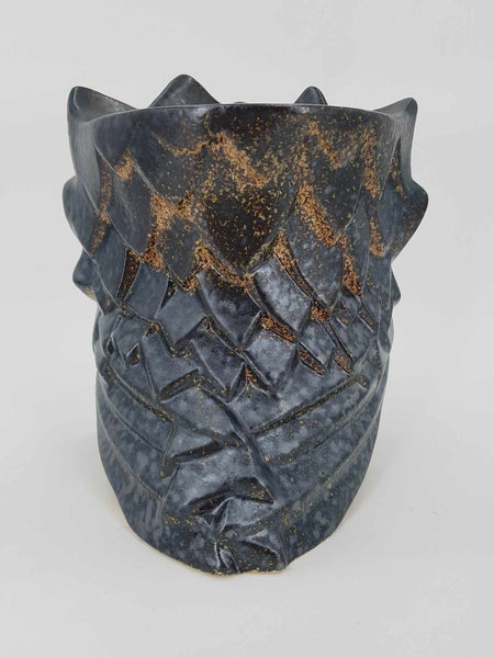 Rare vase zoomorphe en céramique par Jean-Sébastien Le Pemp dit "Bastian le Potier" Faïencerie Keraluc Quimper