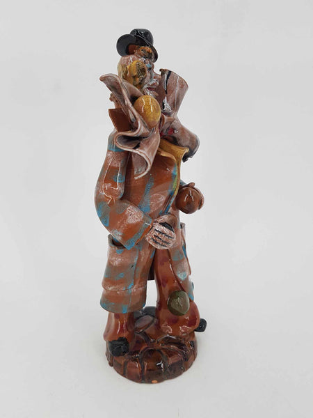 Ancien Clown Jongleur décoratif en terre cuite vernissée polychrome