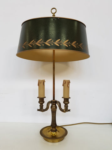 Lampe bouillotte style Louis XVI en bronze avec abat-jour ajustable en métal