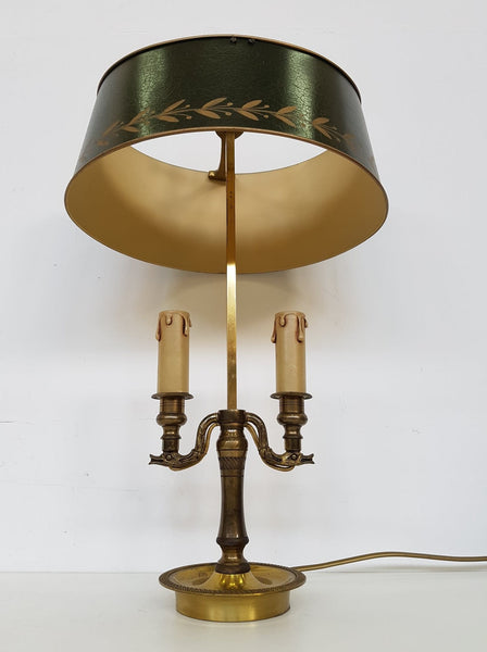 Lampe bouillotte style Louis XVI en bronze avec abat-jour ajustable en métal