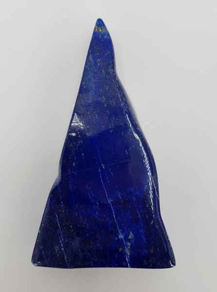 Magnifique bloc de Lapis Lazuli bleu royal poli en forme de triangle