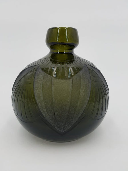 Vase boule Art déco en verre forme géométrique dégagé à l'acide par Auguste Claude Heiligenstein signé Legras