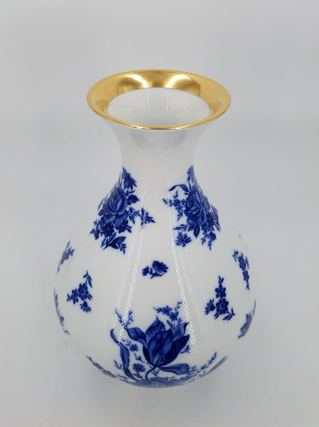 Vase en porcelaine à col doré estampillé Jaeger & Co Bavaria