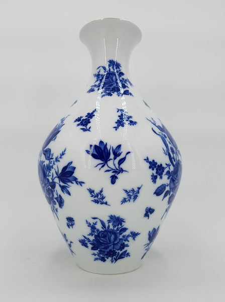 Vase en porcelaine à col doré estampillé Jaeger & Co Bavaria