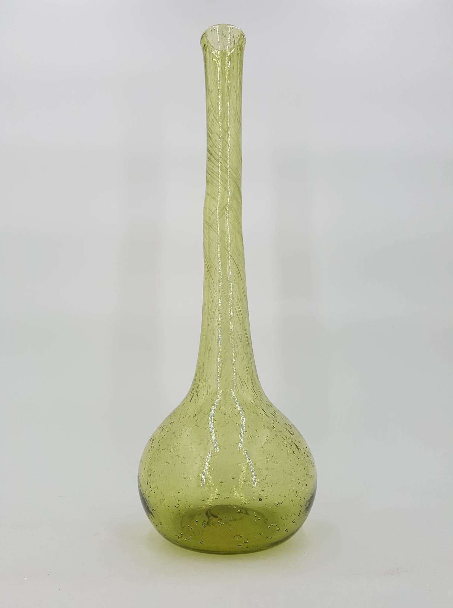 Grand vase soliflore en verre bullé signé BIOT