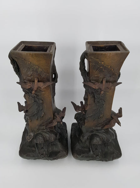 Grande paire de cassolettes Art nouveau en régule (1890-1920)