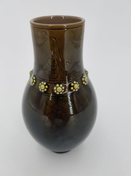 Petit vase en faïence de Sarreguemines