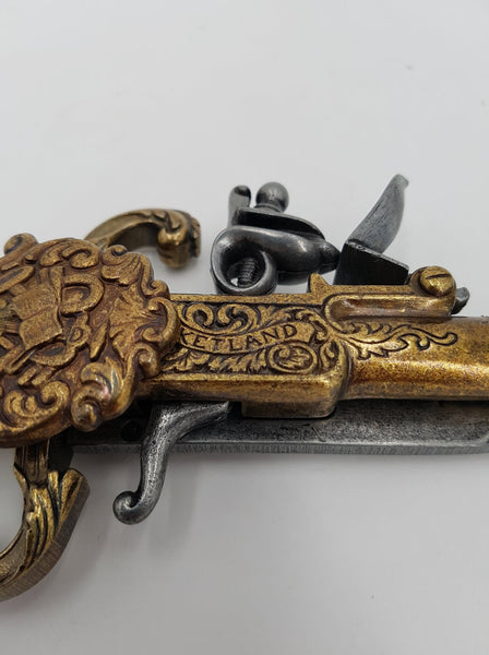 Dague-pistolet décoratif KETLAND en métal