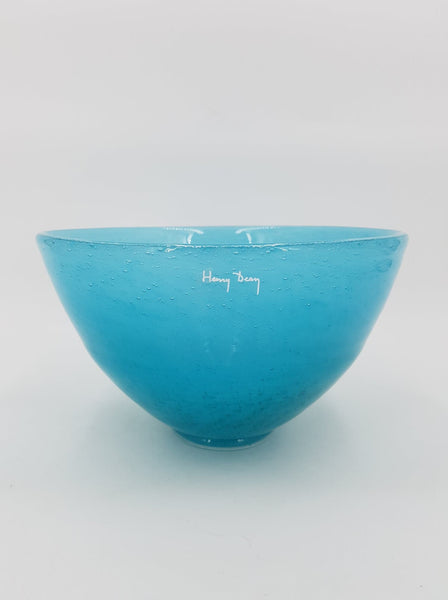 Coupe en verre bullé de couleur bleu signée Henry Dean