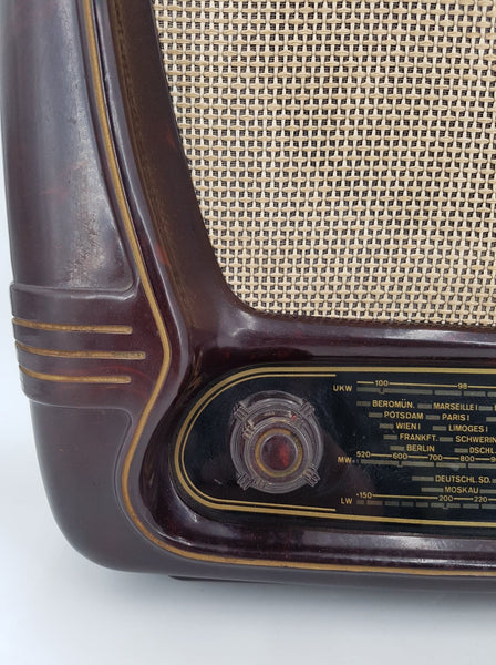 Ancienne radio vintage Ilmenau Super 675/55 en bakélite (1955)