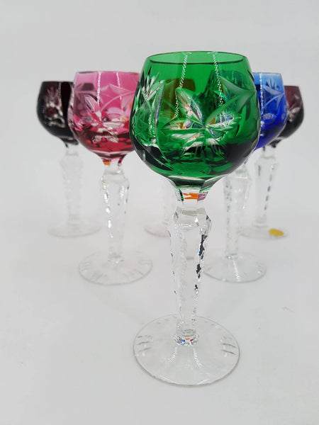 6 verres à liqueur Roemer colorés en cristal doublé et ciselé main