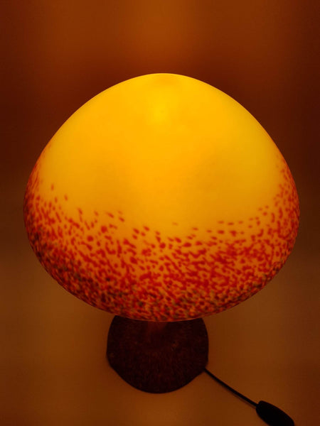 Grande lampe champignon en pâte de verre signée De Vianne (1980)