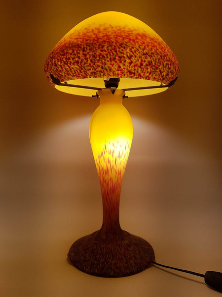 Grande lampe champignon en pâte de verre signée De Vianne (1980)