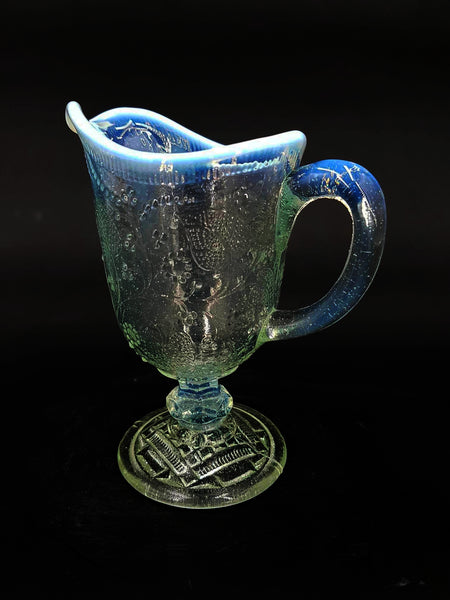 Rare sucrier et pot à lait d'époque Art déco en verre opalescent pressé et moulé