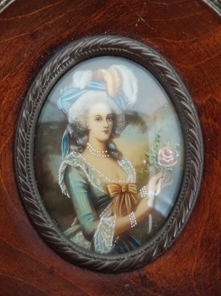 Peinture miniature signée sur ivoire Marie-Antoinette